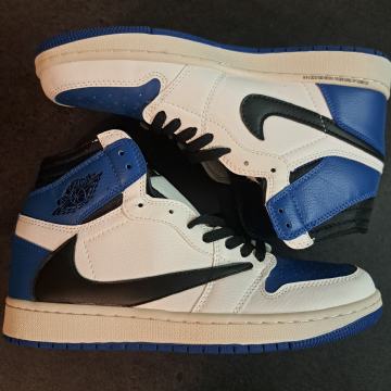 NIKE Air Jordan 1 Retro High OG SP Fragment x Travis Scott Cactus Jack