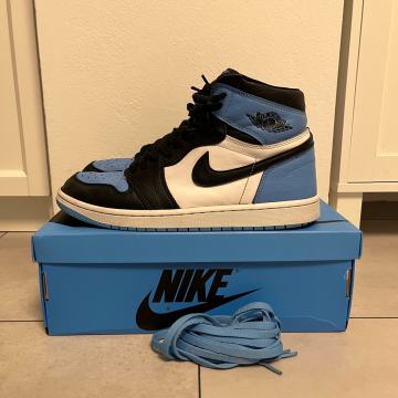 Nike Air Jordan 1 "University Blue" Broj 46