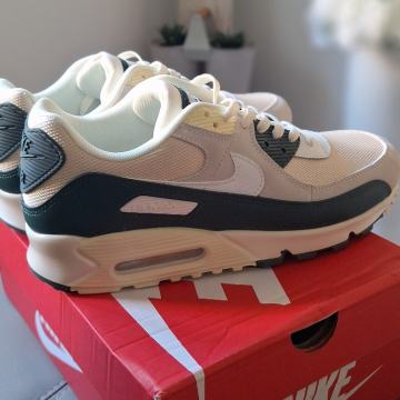 Nike Air Max 90 - broj 45