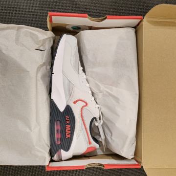 Nike Air Max Excee 42 -novo-