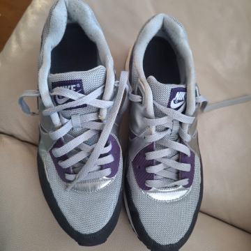 NIKE AIR MAX LIGHT br 42