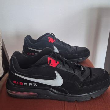 Nike AirMax broj 47