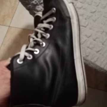 Nike br.44 kožne udobne kvalitetne gležnjače