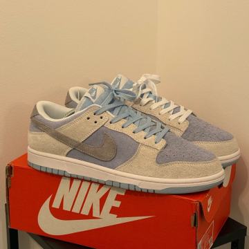 Nike Dunk Low limited