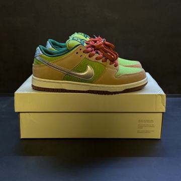 Nike Dunk Low "Sesame and Pear" [39]