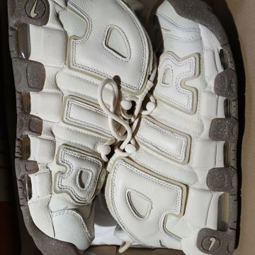 Nike More Uptempo 96