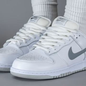 Nike SB Dunk Low Supreme 94 White Metallic Silver kožne br. 39