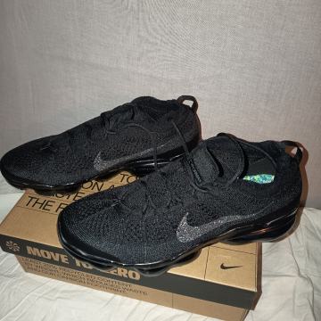 Nike br 43 100 €
