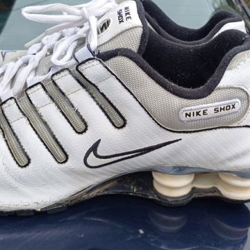 Nike Shox tenisice broj 44.5