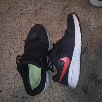 Nike tenisice 39