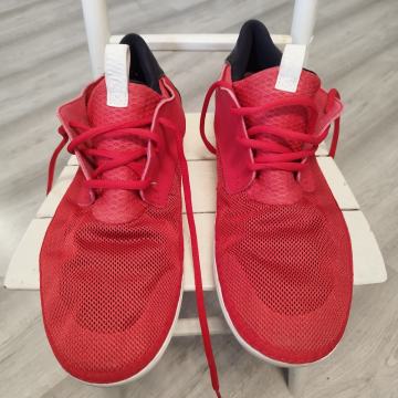 Nove NIKE tenisice 47,5