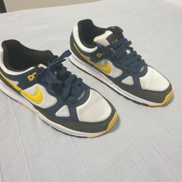 Nike tenisice br. 40