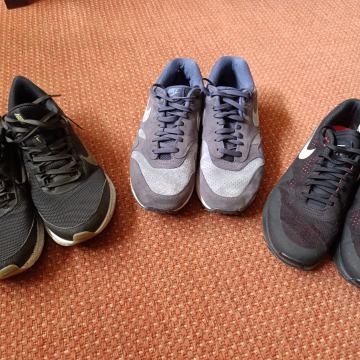 Nike tenisice br.44 -- 3 para