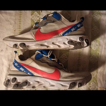 NIKE tenisice (broj 45)