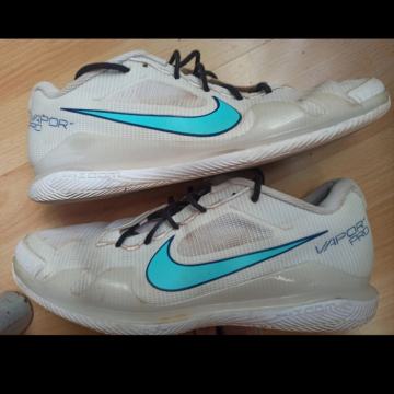 NIKE tenisice (broj 45)