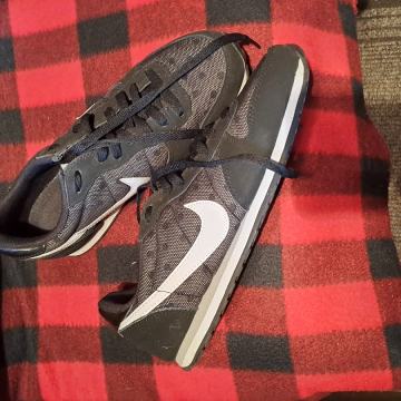 Nike tenisice muške  41.vel.