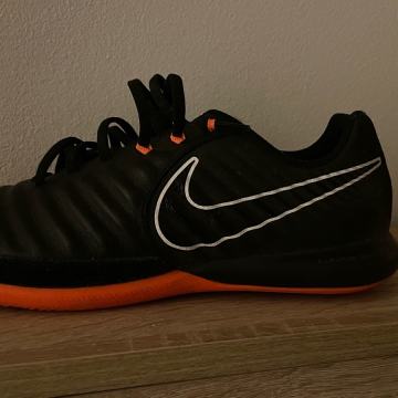 Nike Tiempo tenisice ( nove)