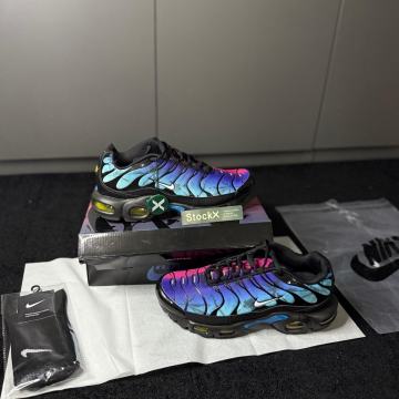 Nike TN  Blue Pink Black Sole
