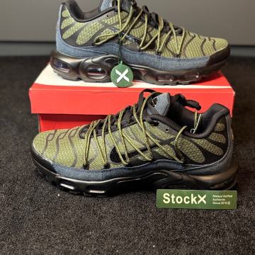 Nike TN Olive Green