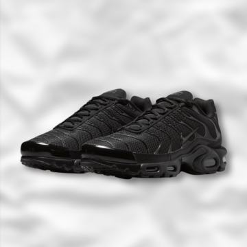 Nike TN Triple Black
