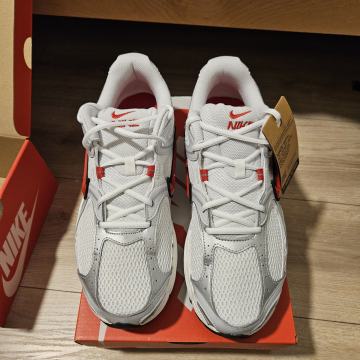 Nike V5 RNR
