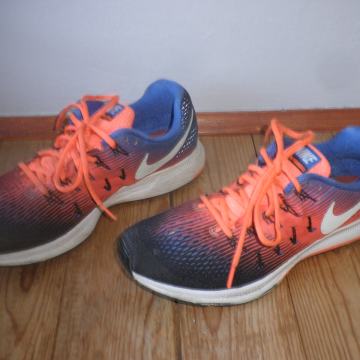 NIKE ZOOM PEGASUS 33 - LAGANE MUŠKE TENISICE 44,5