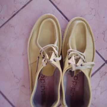 Niske kožne tenisice 45 Addidas