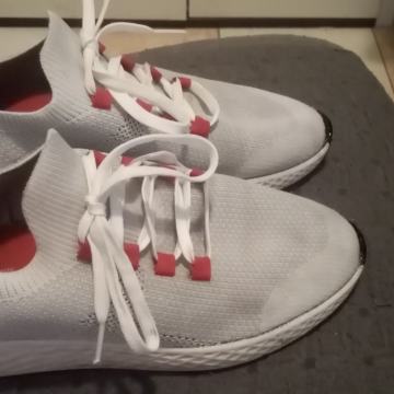 Puul bear br 42 kvalitetne udobne tenisice