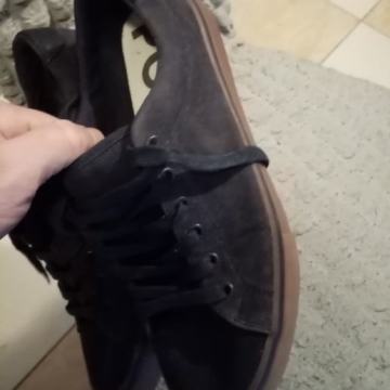 Pull & bear br.41 kvalitetne kožne udobne tenisice