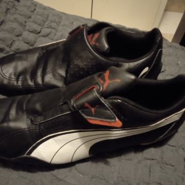 Puma br.42 kvalitetne udobne i lijepe kožne ravne tenisice