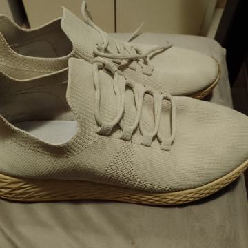 Puul bear br 43 kvalitetne udobne tenisice