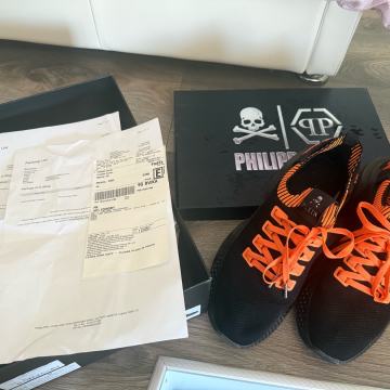 RUNNER ICONIC PLEIN 44