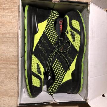 Safety shoes tenisice za rad