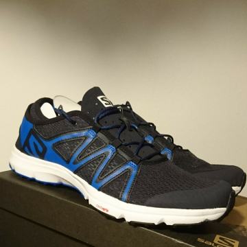 Salomon tenisice vel:45 1/3 NOVO