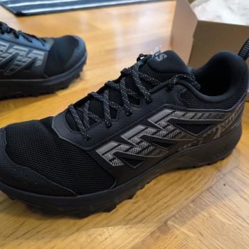 Salomon Wander tenisice, NOVE