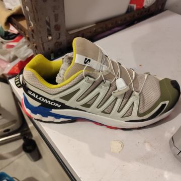 Salomon XA PRO 3D V9