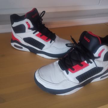 SHAQ TENISICE - VEL. 40