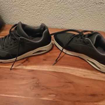 Tenisice Skechers Uno