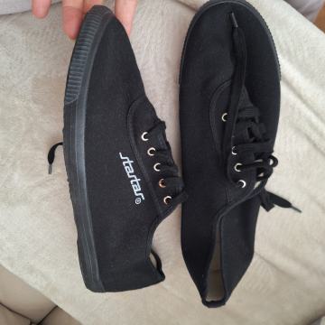 Startas tenisice br 44