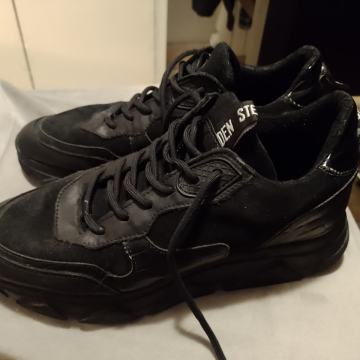 Steve Madden br 41 kožne kvalitetne tenisice