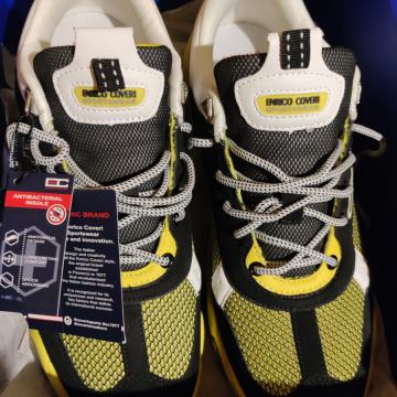 Tenisice 43 nove Enrico Coveri