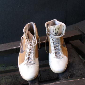 Tenisice 49,5 odlične, bez poruka i sms 092/329-43-13