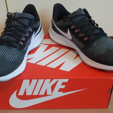 Tenisice Nike Air Zoom br.43