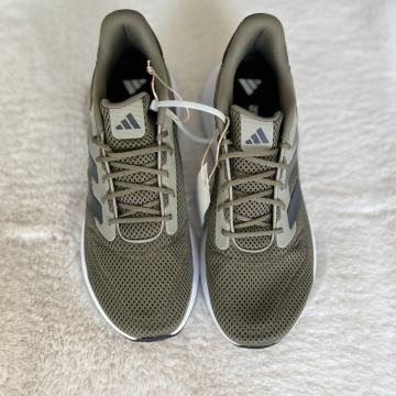 Tenisice Adidas broj 42 2/3 NOVO ORGINAL