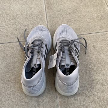 Tenisice Adidas Edge Flex br. 40 2/3