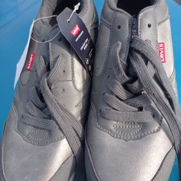 Tenisice br. 39-LEVIS-Novo