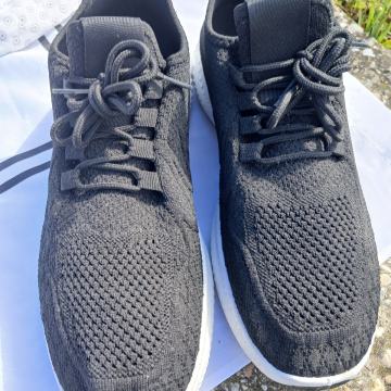 TENISICE br.42-VEVICE-Novo