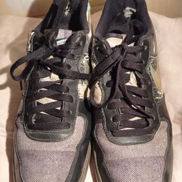 TENISICE br. 47-NIKE