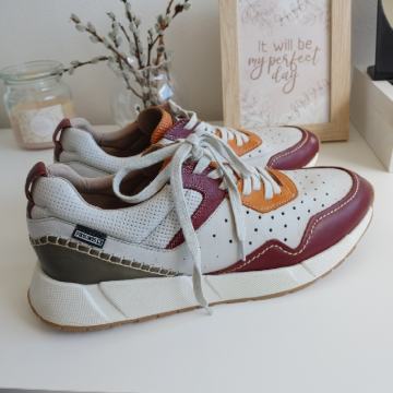 Tenisice/ cipele br. 42 Nove