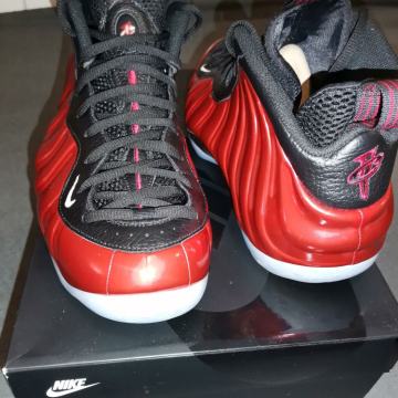 Tenisice Nike Air Foamposite One Varsity Red